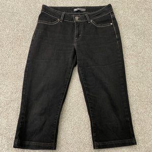 Levis Black Womens Capri Jeans Size 10 Western Double Button Pants Embroidered